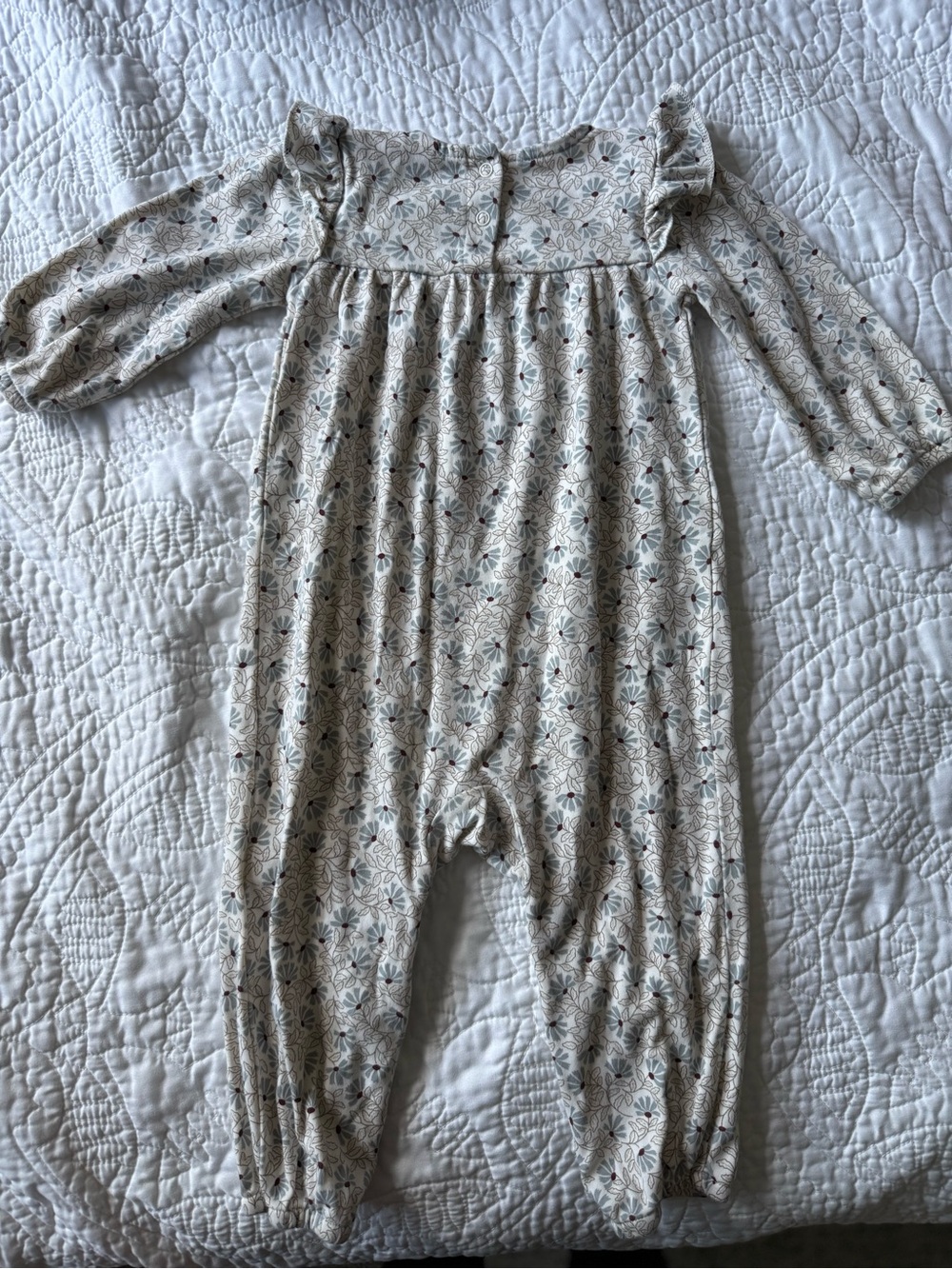 Colored Organics Floral Cream Long-Sleeve Romper 6-12M